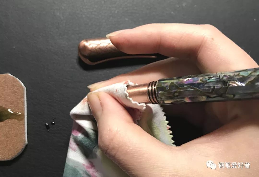 感觉钢笔工具不顺滑怎么办,感觉钢笔不顺滑怎么办