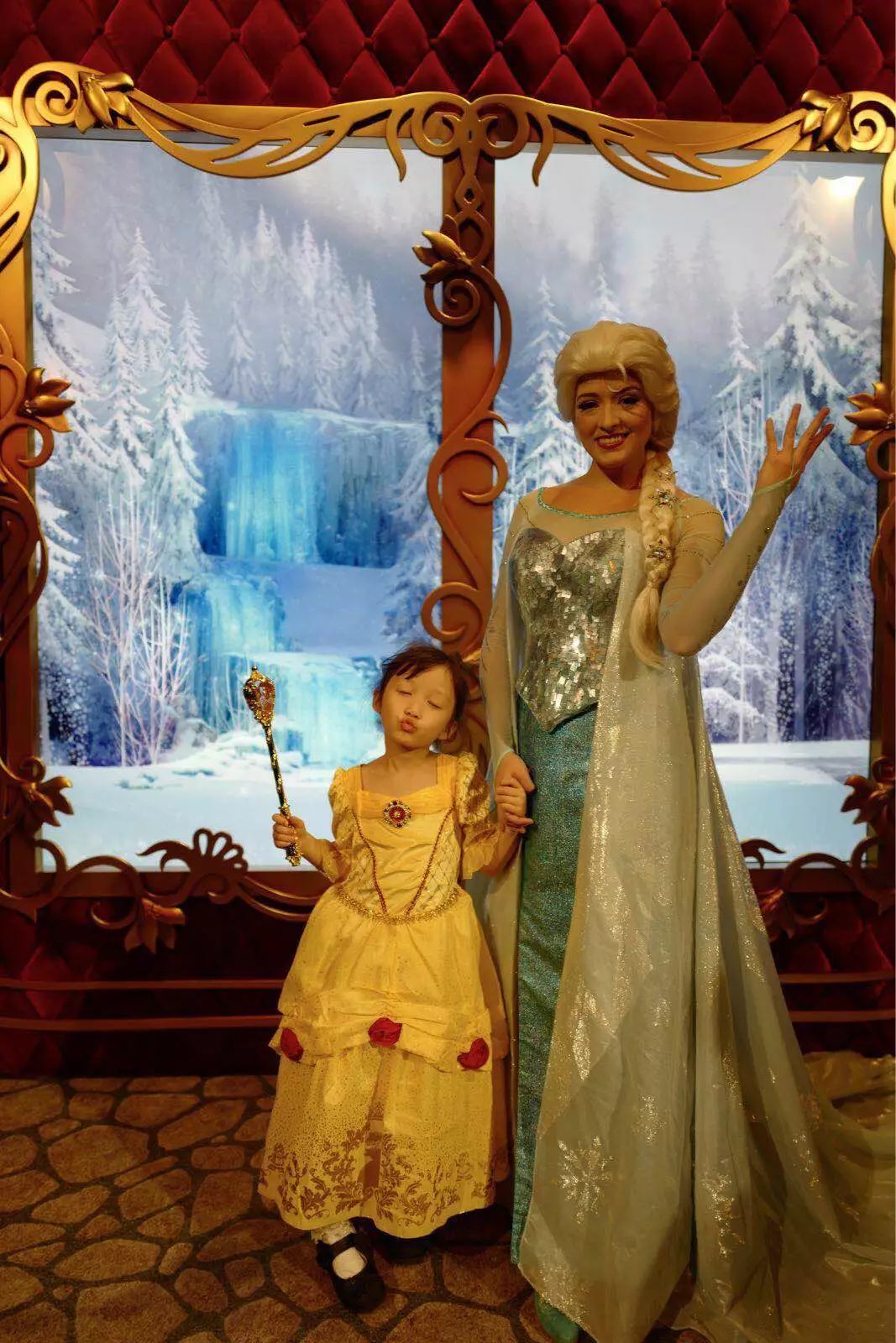 香港迪士尼攻略一日游最新版,香港迪士尼游玩全攻略路线推荐