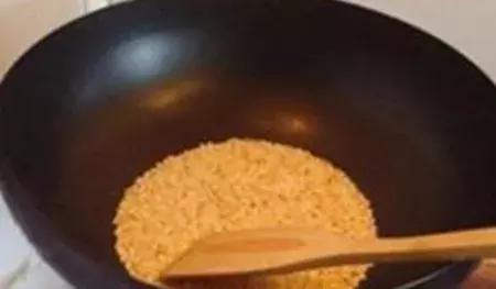 女宝宝内阴擦伤了怎么处理,小儿伤乳了怎么办