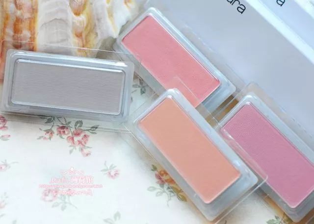 植村秀什么东西值得入手,植村秀新款和老款