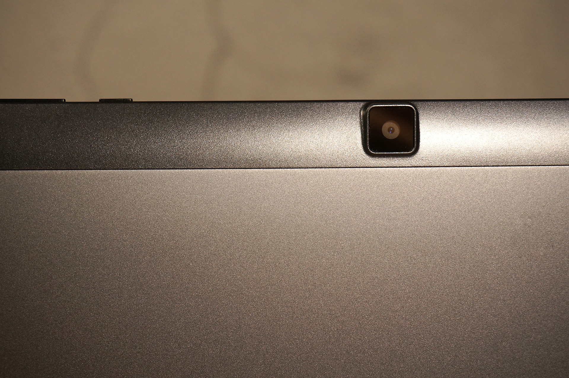 鏄傝揪v80plus骞虫澘鐢佃剳娴嬭瘎,鏄傝揪v18pro