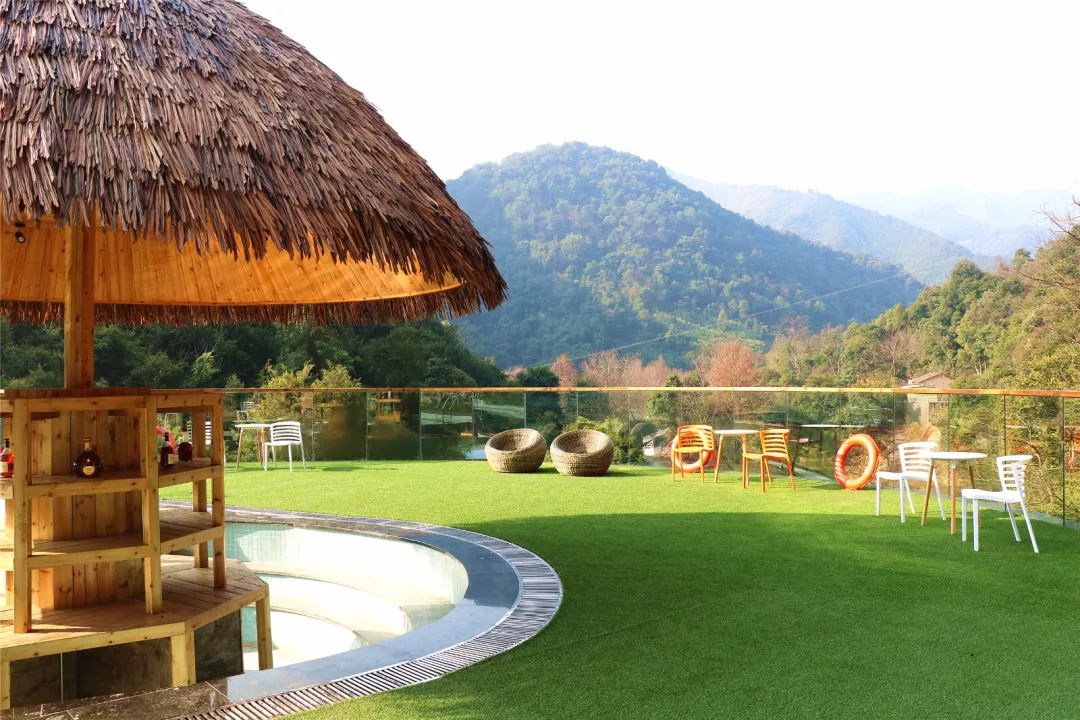 福利丨粤北越北,风景更美,邀你到丹霞灵溪过个红红火火东北年