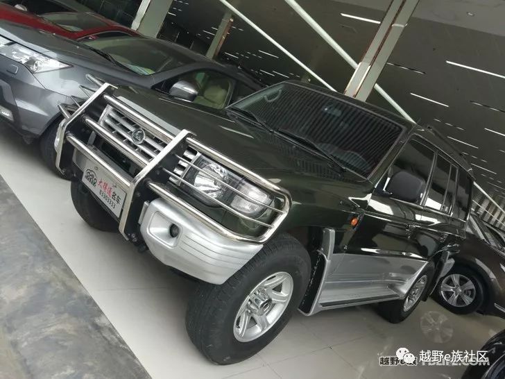 奇兵改帕杰罗发动机超选四驱,黑金刚改装新款帕杰罗内饰