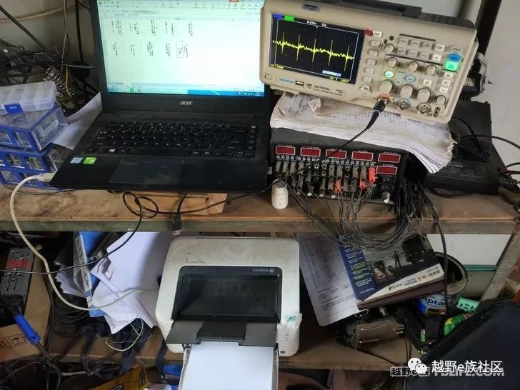 奇兵改帕杰罗发动机超选四驱,黑金刚改装新款帕杰罗内饰