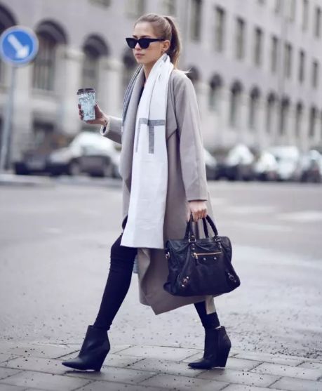 好看版型好的大衣搭配什么裤子,好看大衣加棉