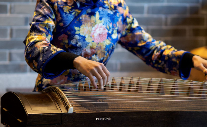 骞夸笢鍝噷鍙互绂呬慨浣忓,宀崡绂呬慨閰掑簵鍥剧墖