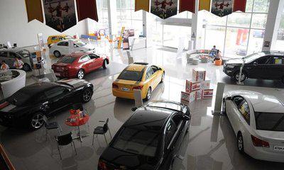 每个月刷的信用卡要收手续费的吗,信用卡还信用卡需要手续费吗