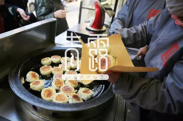 口碑青露再携手，新年优惠来啦！