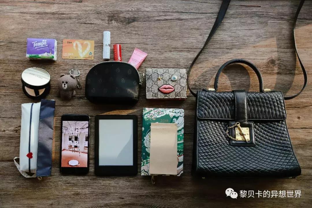 从上百只包里，她们精挑细选了这9只最爱的年度好包