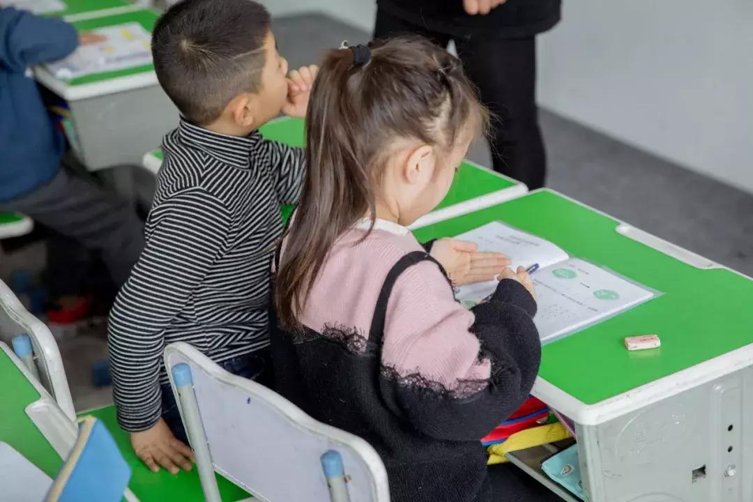 空中足球场，百万架子鼓，专业学前课，幼儿园家长焦虑一站式解决！