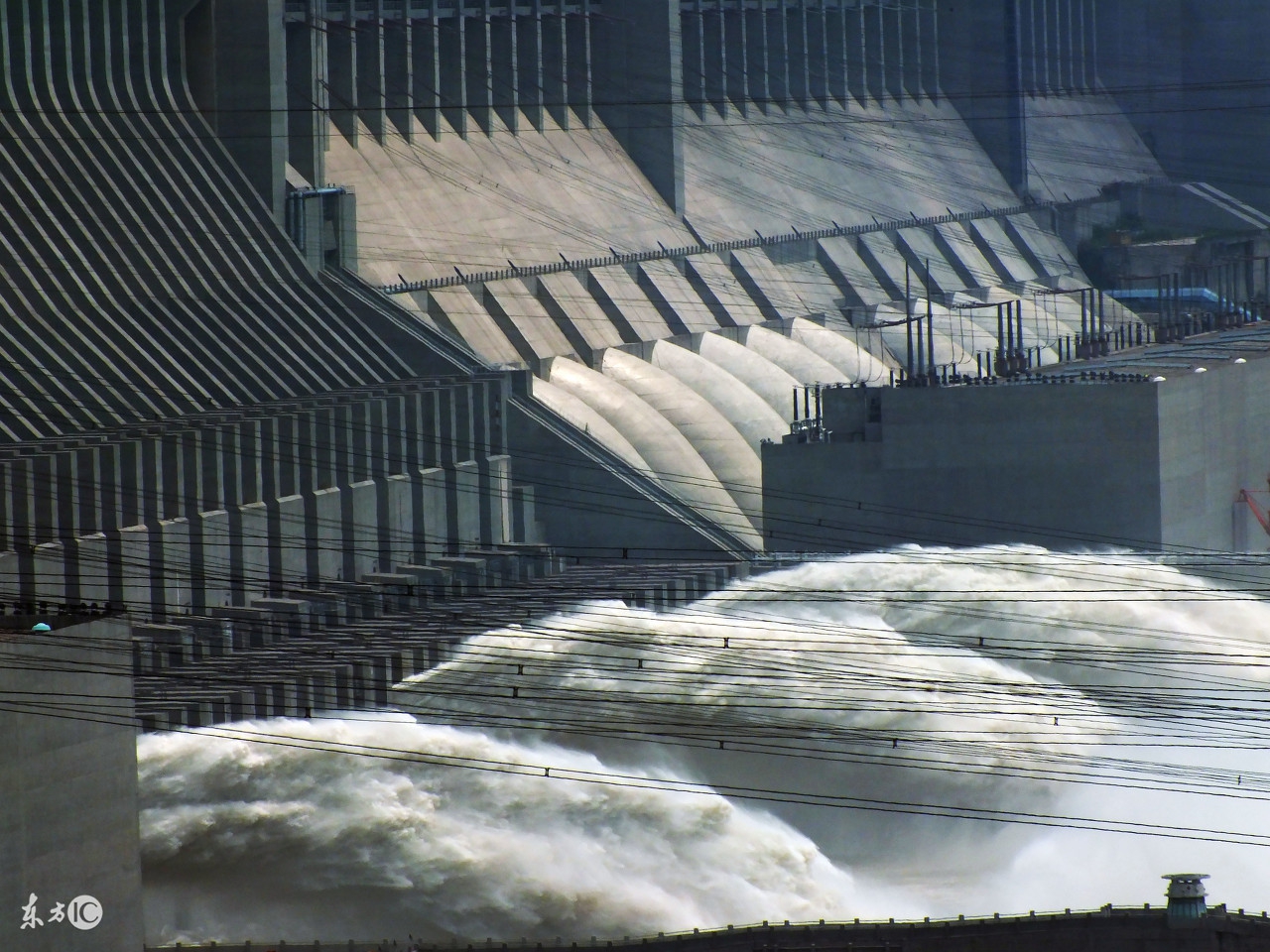 st保千里股票最新消息,st保千里退市股民可索赔吗