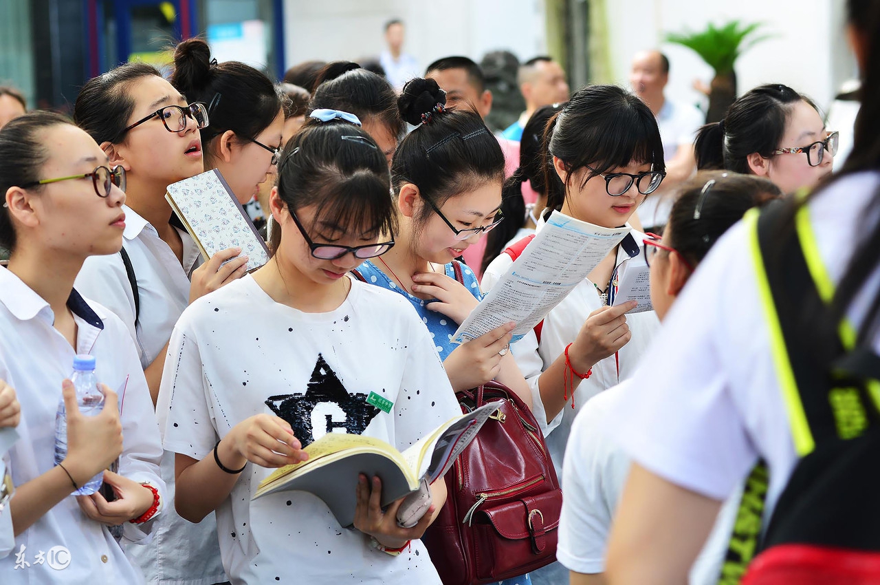 嫉恶扬善的句子英语,善有善报的经典语录英语