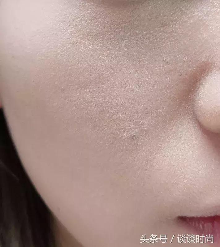 贫民窟女孩和白富美护肤品对比图,贫民窟女孩所有的化妆品和护肤品