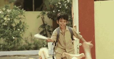 暑假值得孩子看的5部英语电影,学英语口语必看的20部电影中文