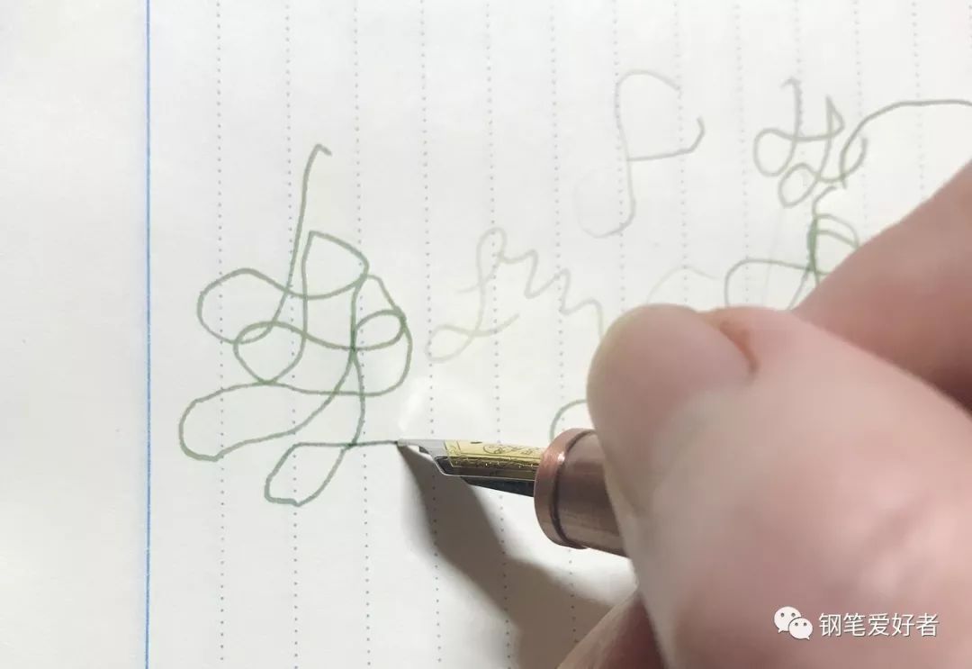 感觉钢笔工具不顺滑怎么办,感觉钢笔不顺滑怎么办