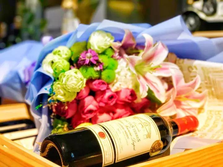 怎样鉴别是不是进口葡萄酒,如何区分是否进口葡萄酒