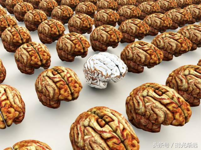 克隆人完全和自己一样吗,如果世界有个和你一模一样的人