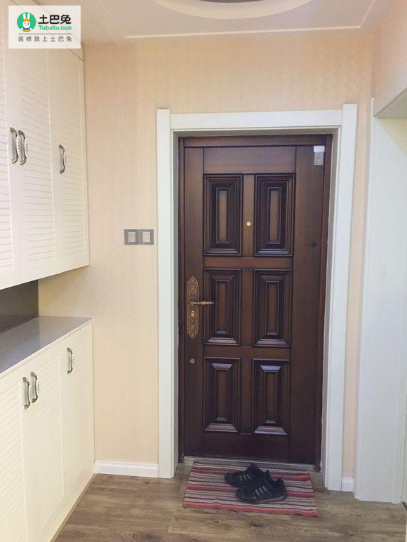 装修风格贴墙纸,客厅贴什么墙纸好看