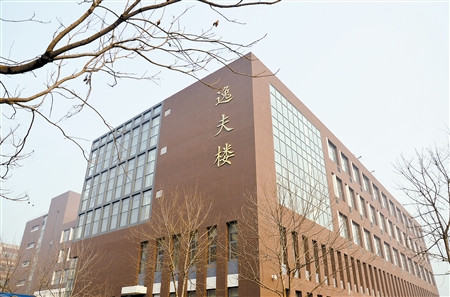 邵逸夫传奇的人生让人感慨 (传奇人物邵逸夫的一生)