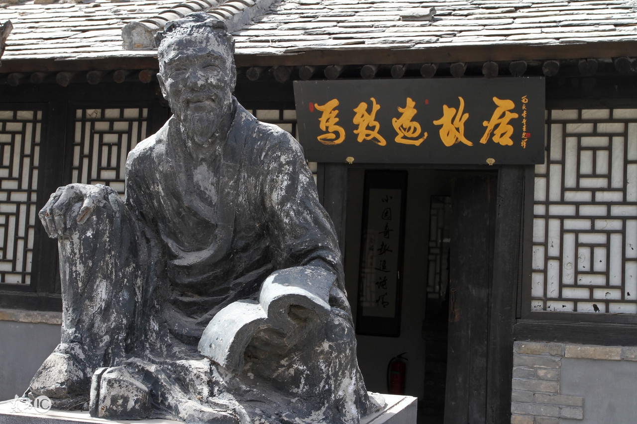 东光铁佛寺马致远纪念馆,东光马致远纪念馆