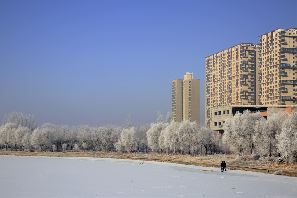 最好的婚姻是有一定物质基础的吗,没有物质的婚姻会过得很辛苦