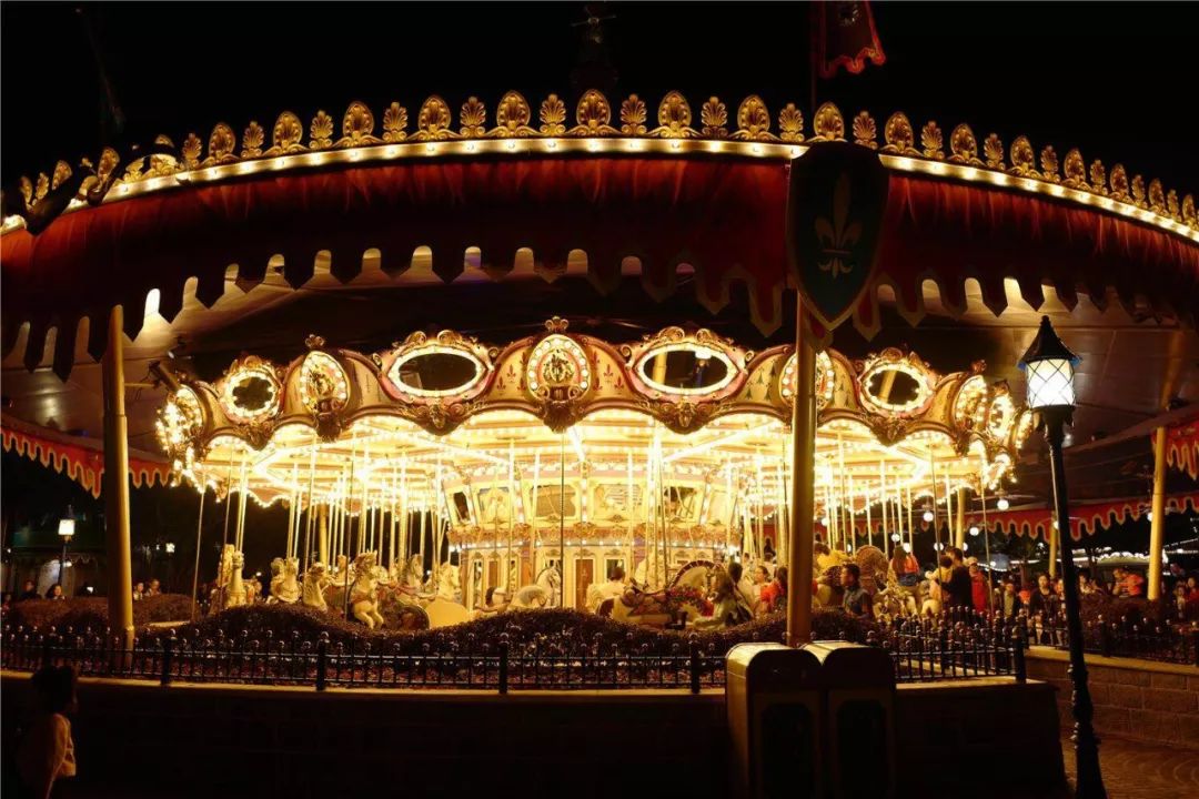 香港迪士尼攻略一日游最新版,香港迪士尼游玩全攻略路线推荐