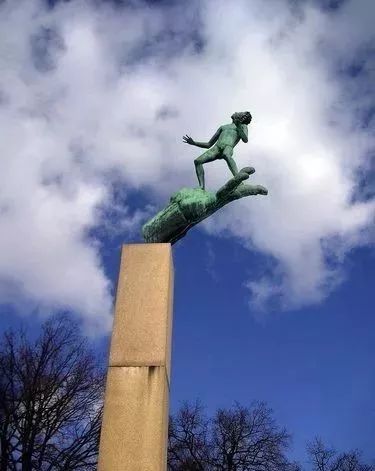 米勒斯雕塑视频,米勒斯雕塑园