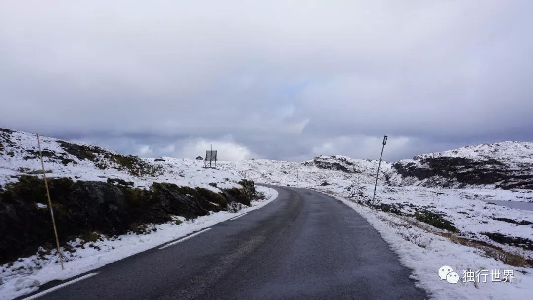 当你还在为生活抱怨,当你还在抱怨生活不易的时候