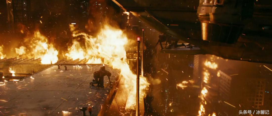 移动迷宫3花絮,移动迷宫3冲破围墙片段