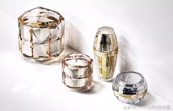 有一种黑叫暗黑,pola跟cpb哪个贵