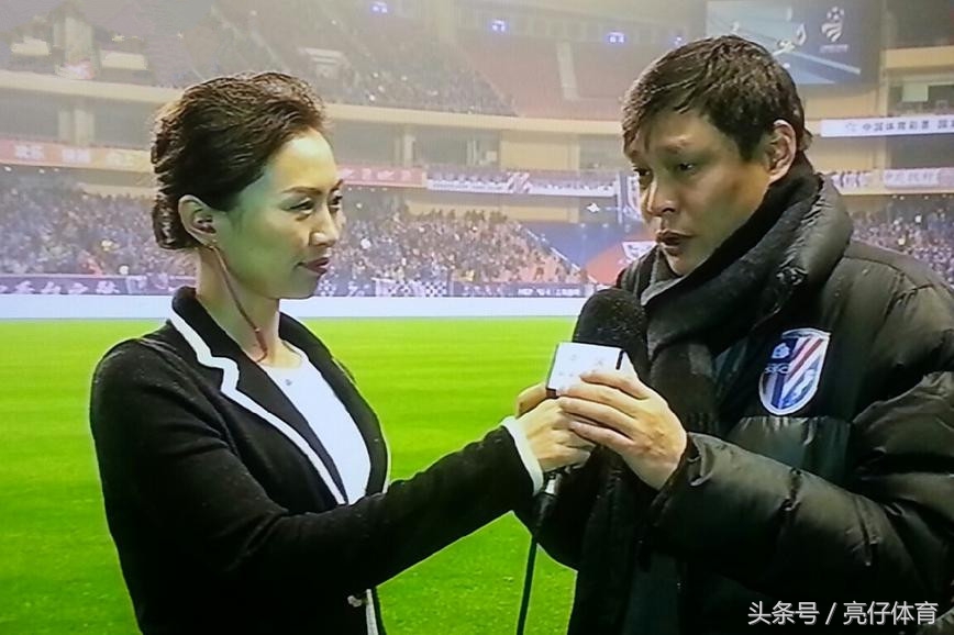 中国首位亚洲足球先生实力远超现役国脚有他的日子球迷好幸福！