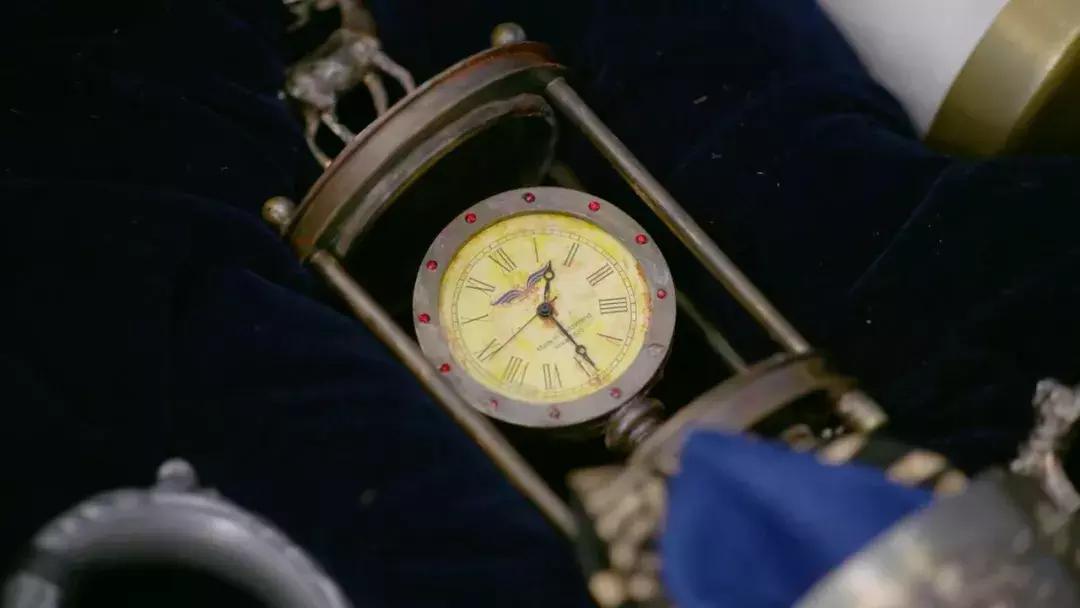 灰姑娘的故事说100年不厌，还不是心里怀揣一个李泽言么