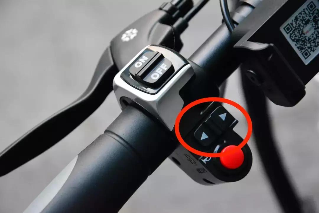 比小米好电动车,正步折叠电动自行车测评