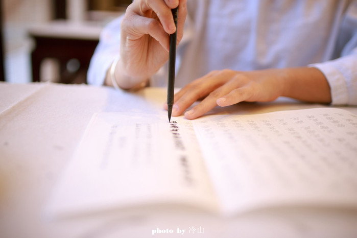 骞夸笢鍝噷鍙互绂呬慨浣忓,宀崡绂呬慨閰掑簵鍥剧墖