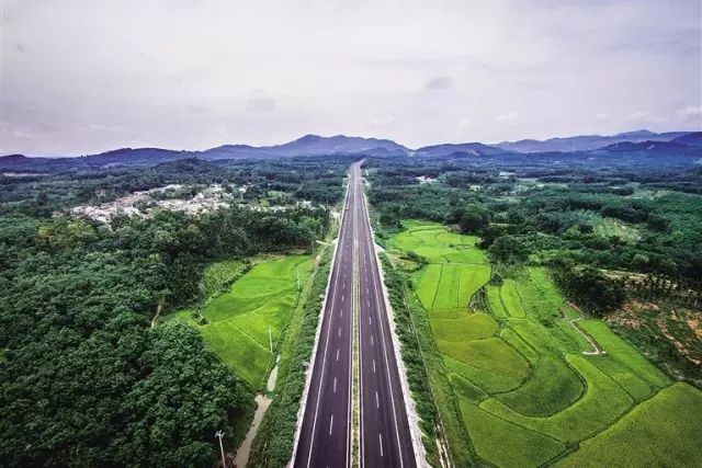 从三亚自驾海口沿途游玩最佳路线,海口自驾三亚旅游路线图攻略