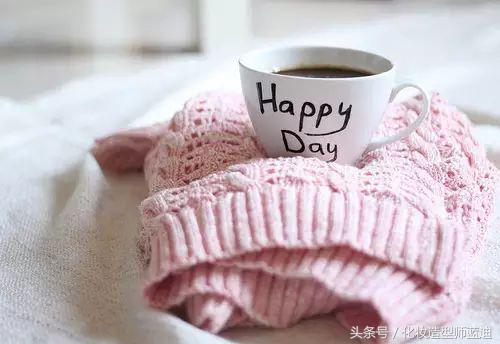 给不会化妆的女生买化妆品,不会化妆的人怎么打扮