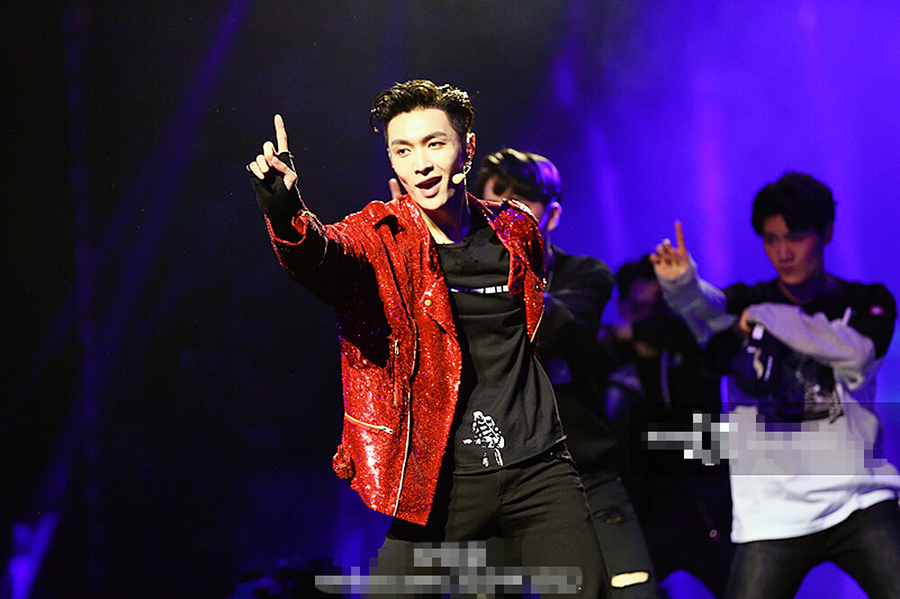 张艺兴的练习生经历能把你看哭，四年八个月他是这么苦过来的！