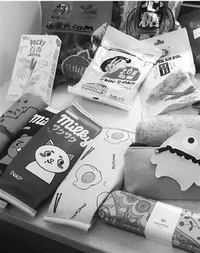 大学生放假回家给家人带点什么,大学生假期回家带些什么东西