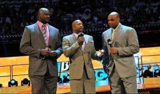 奥尼尔湖人炸裂表现,奥尼尔四胜湖人