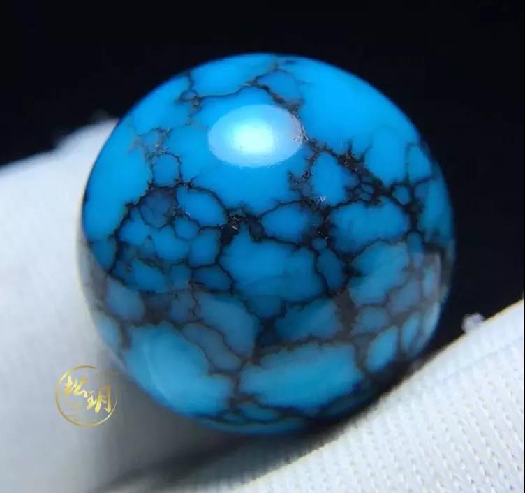 绿松石铁线多好还是不好,绿松石全是铁线