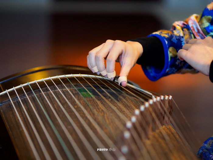 骞夸笢鍝噷鍙互绂呬慨浣忓,宀崡绂呬慨閰掑簵鍥剧墖