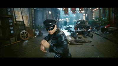 李连杰青蜂侠谁厉害,李连杰甄子丹电影英雄