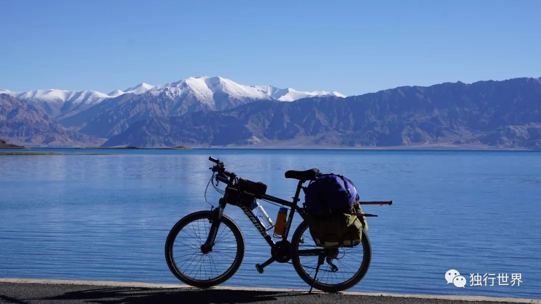 当你还在为生活抱怨,当你还在抱怨生活不易的时候