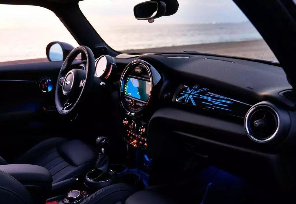 文艺or闷骚?潮男细说MINI是怎么撩骚的