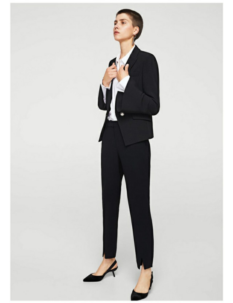 过年去你家拜年穿哪套衣服,春节各种聚会约会怎么穿