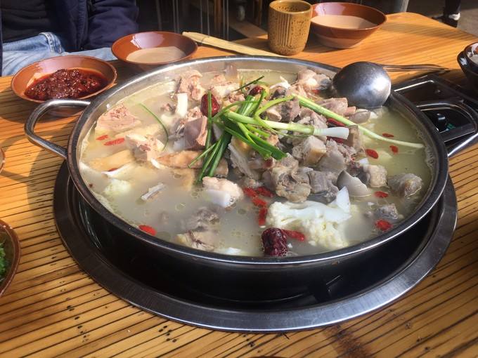 全国餐饮服务业,餐饮业的服务