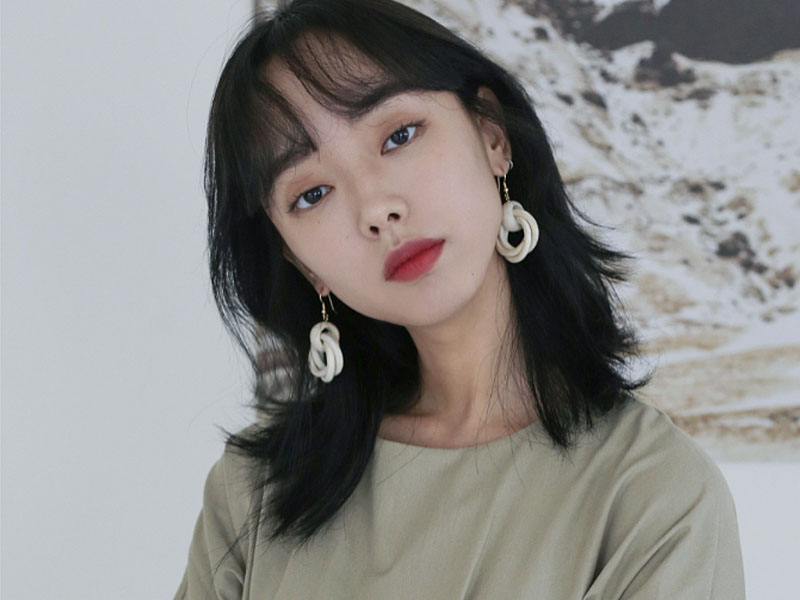 单眼皮肿眼泡日常眼妆教程新手,肿眼泡单眼皮适合什么眼妆