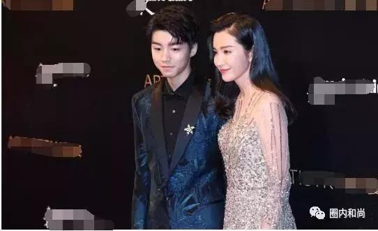 tfboys三只工作室礼盒在哪买,tfboys三小只的资源