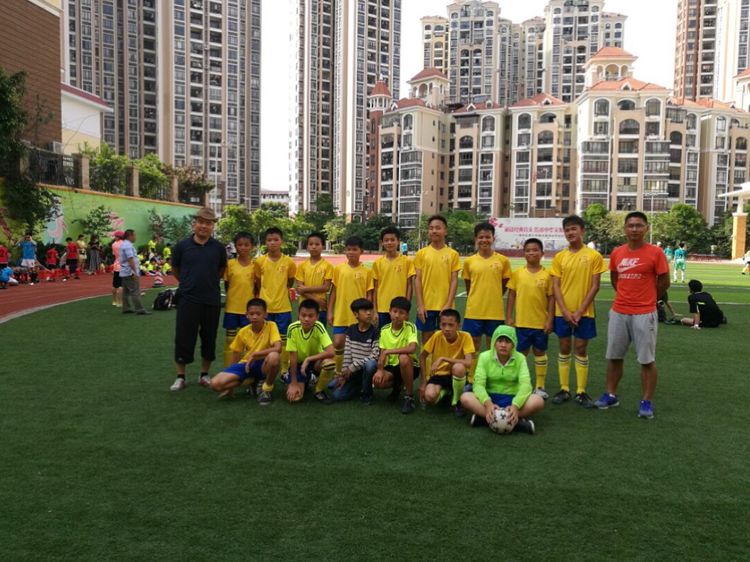 学生成长的沃土师生眷恋的乐园一一八桂绿城小学2017年工作汇报