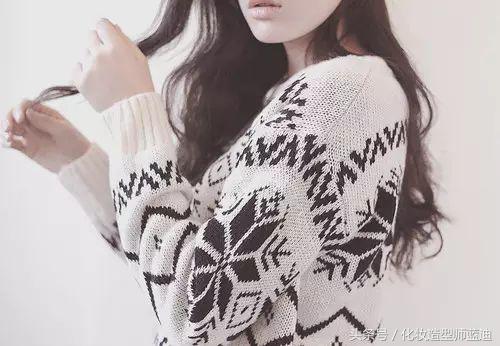 给不会化妆的女生买化妆品,不会化妆的人怎么打扮